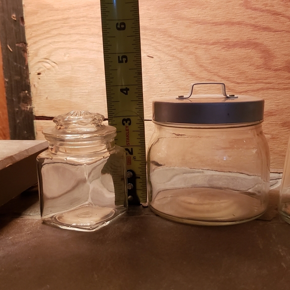 Terrarium Jars ~ vintage & apothecary jars with lids - Picture 5 of 6